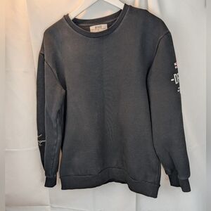 Long sleeve Defaced crewneck sweatshirt in black size L in VGUC
